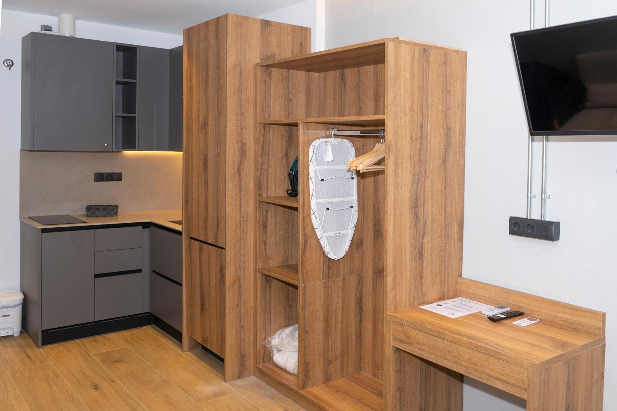 Monturiol Apartaments Barcelona Bilik gambar